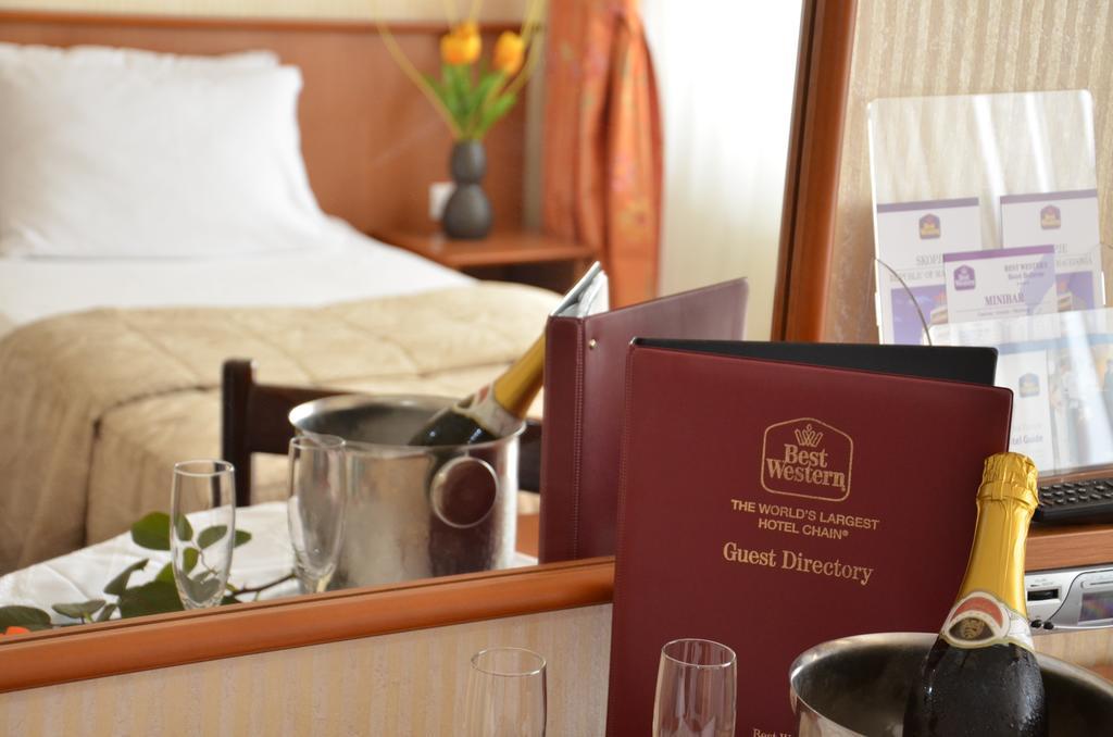 Hotel Bellevue سكوبجي الغرفة الصورة