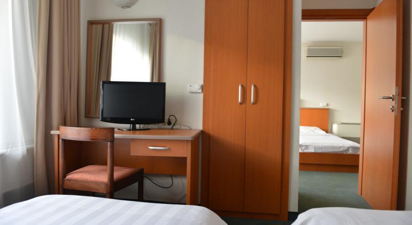 Hotel Bellevue سكوبجي المظهر الخارجي الصورة
