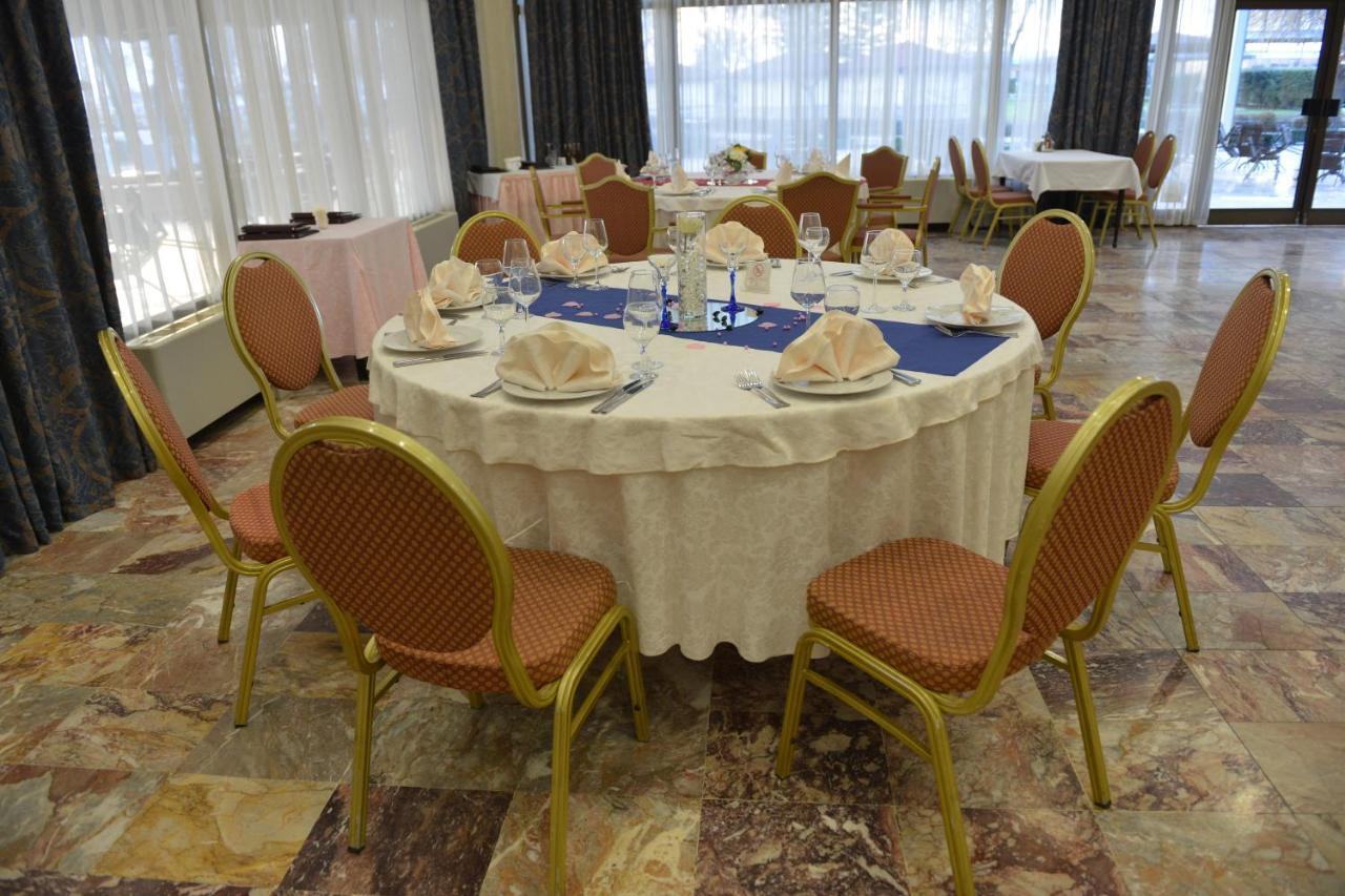 Hotel Bellevue سكوبجي المظهر الخارجي الصورة